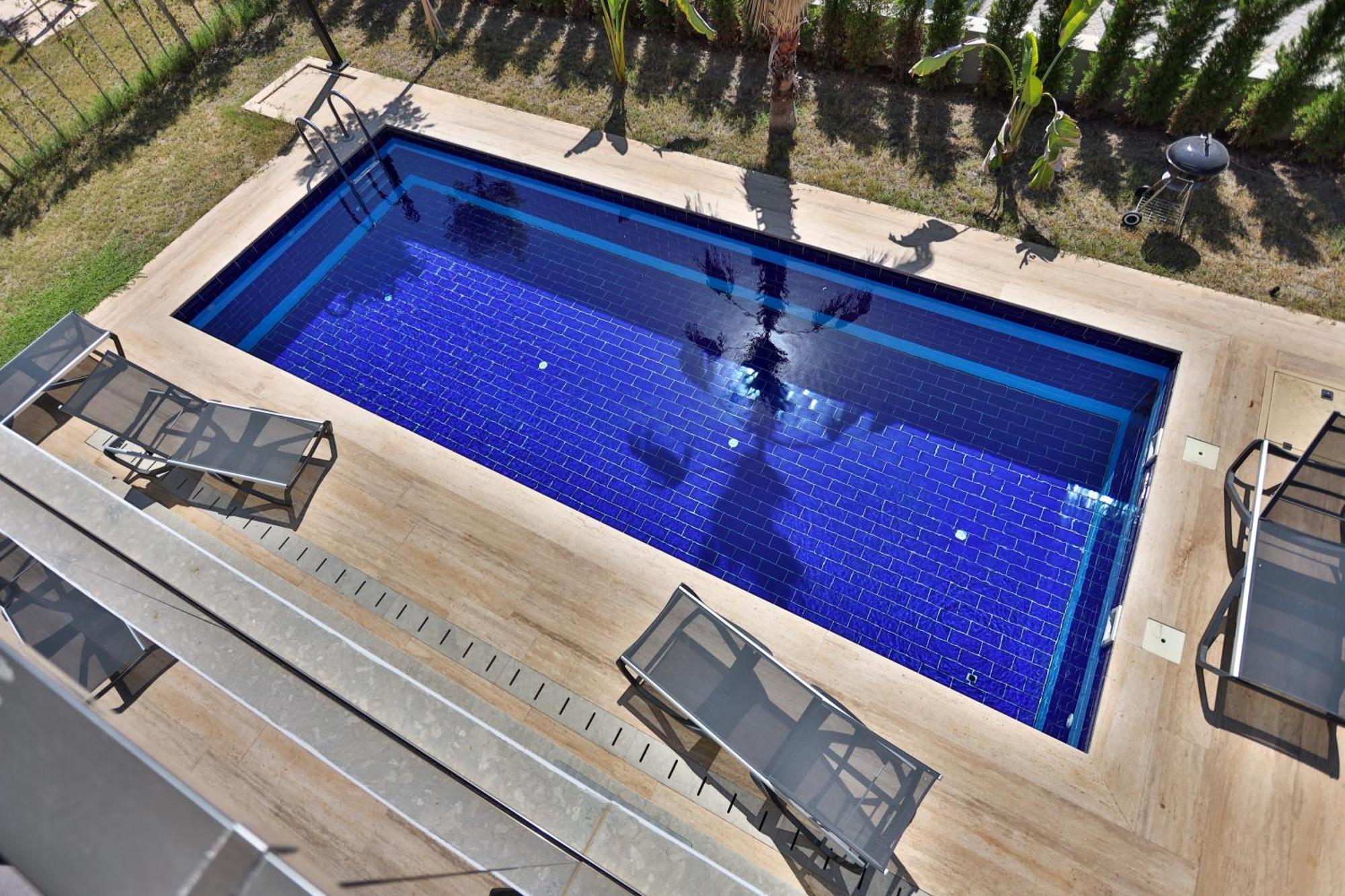 Villa Nirvana *